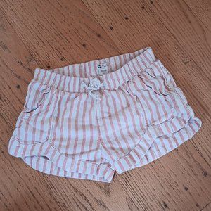 Girls Billabong Beachy Shorts!